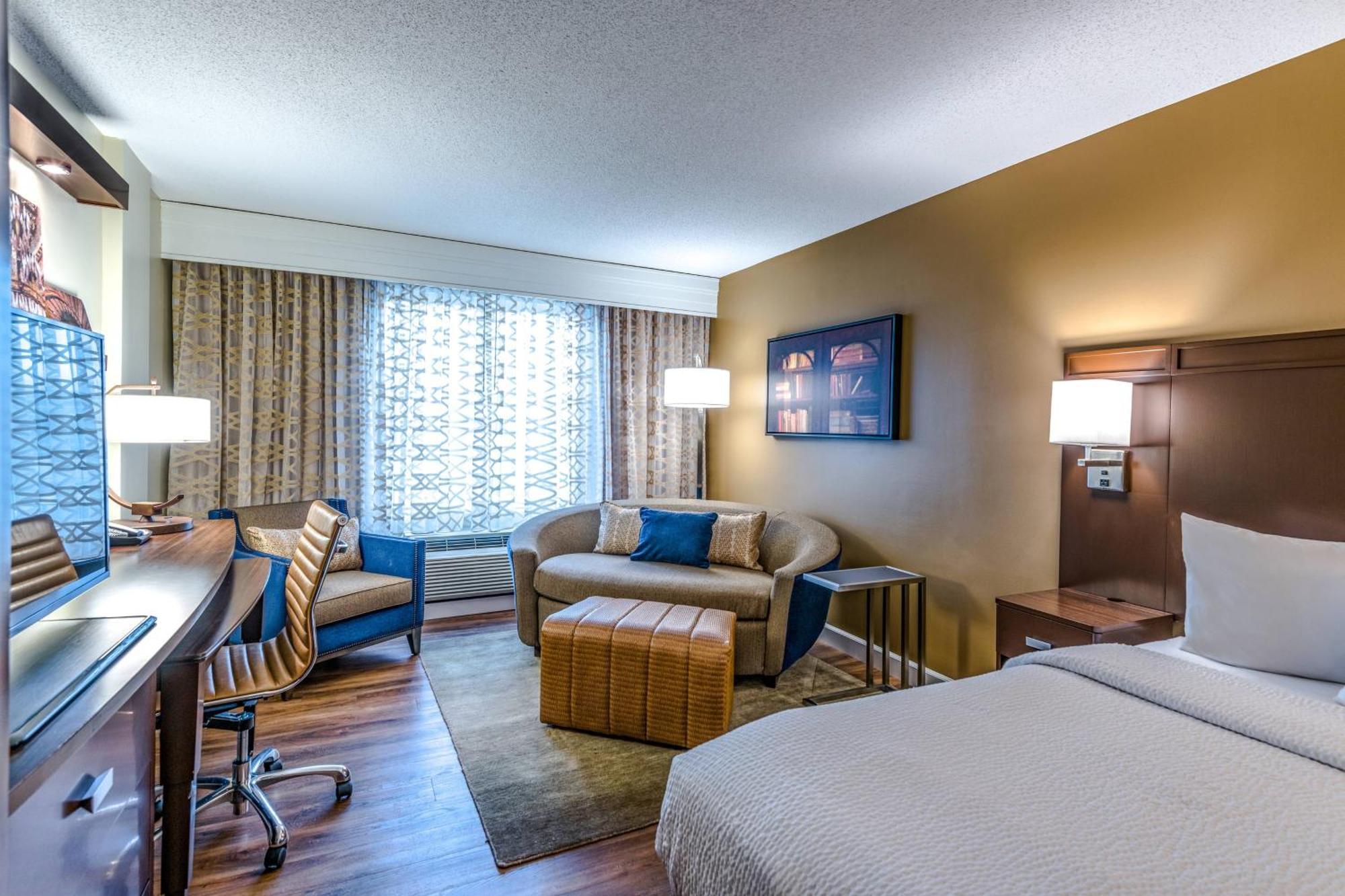 Hotel Courtyard By Marriott Charleston Historic District Esterno foto