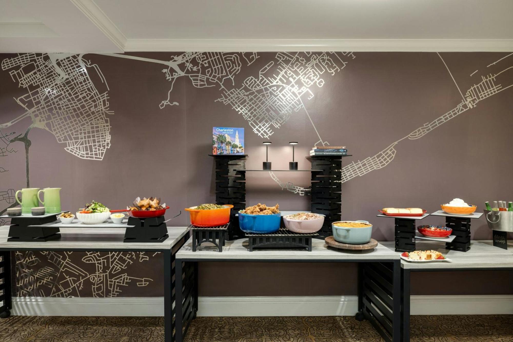 Hotel Courtyard By Marriott Charleston Historic District Esterno foto