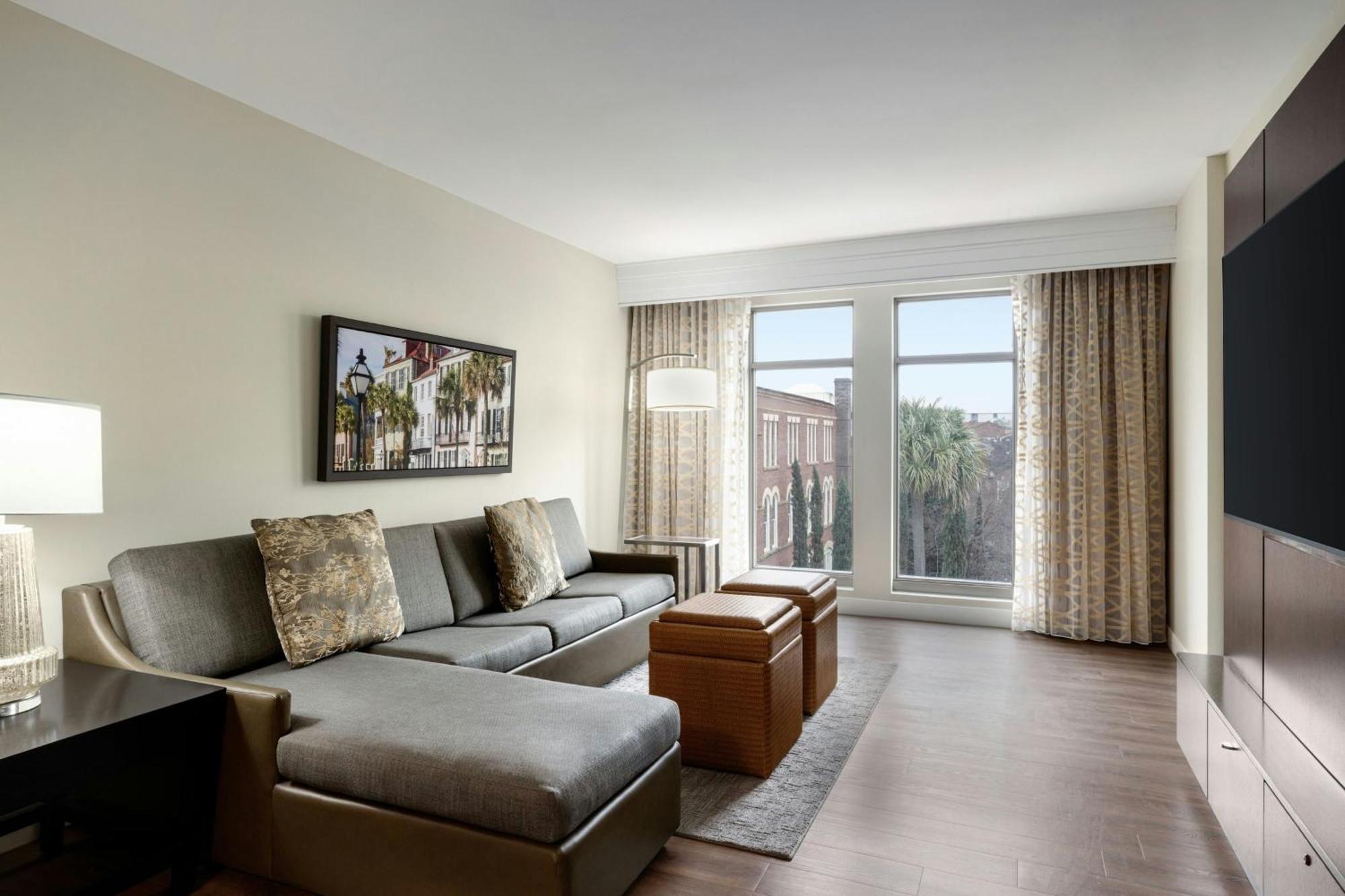 Hotel Courtyard By Marriott Charleston Historic District Esterno foto