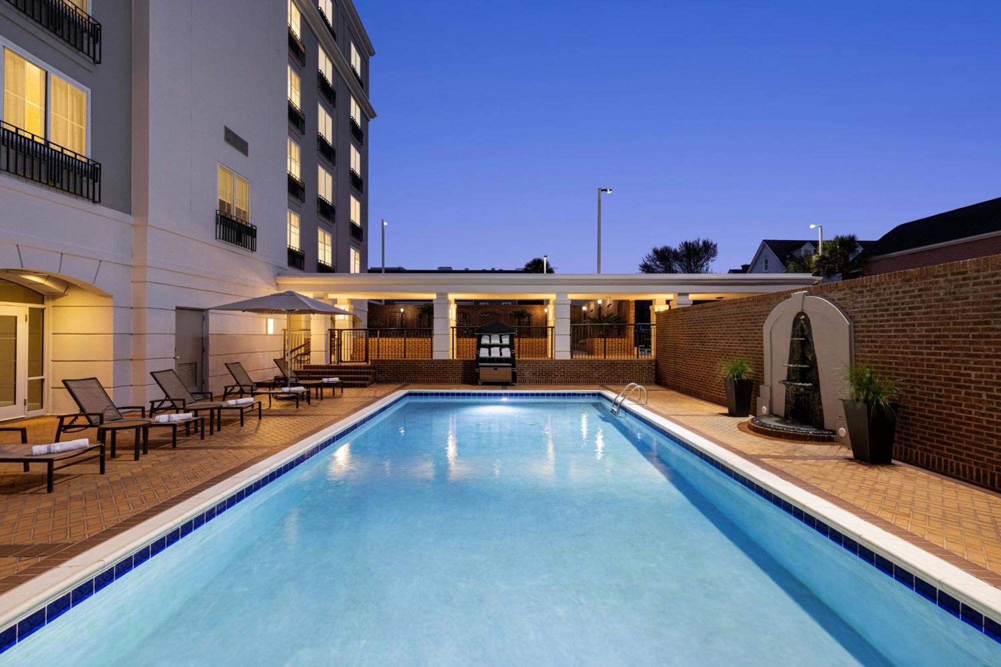 Hotel Courtyard By Marriott Charleston Historic District Esterno foto