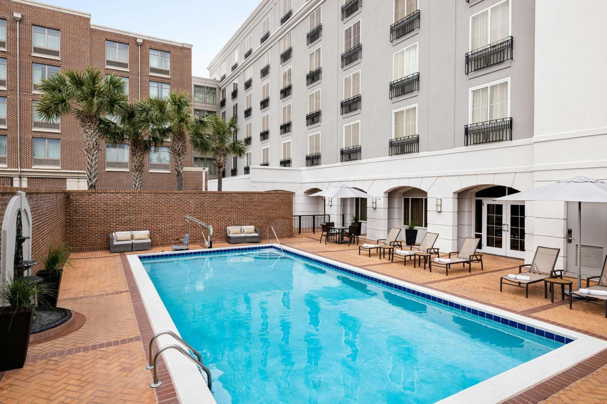 Hotel Courtyard By Marriott Charleston Historic District Esterno foto