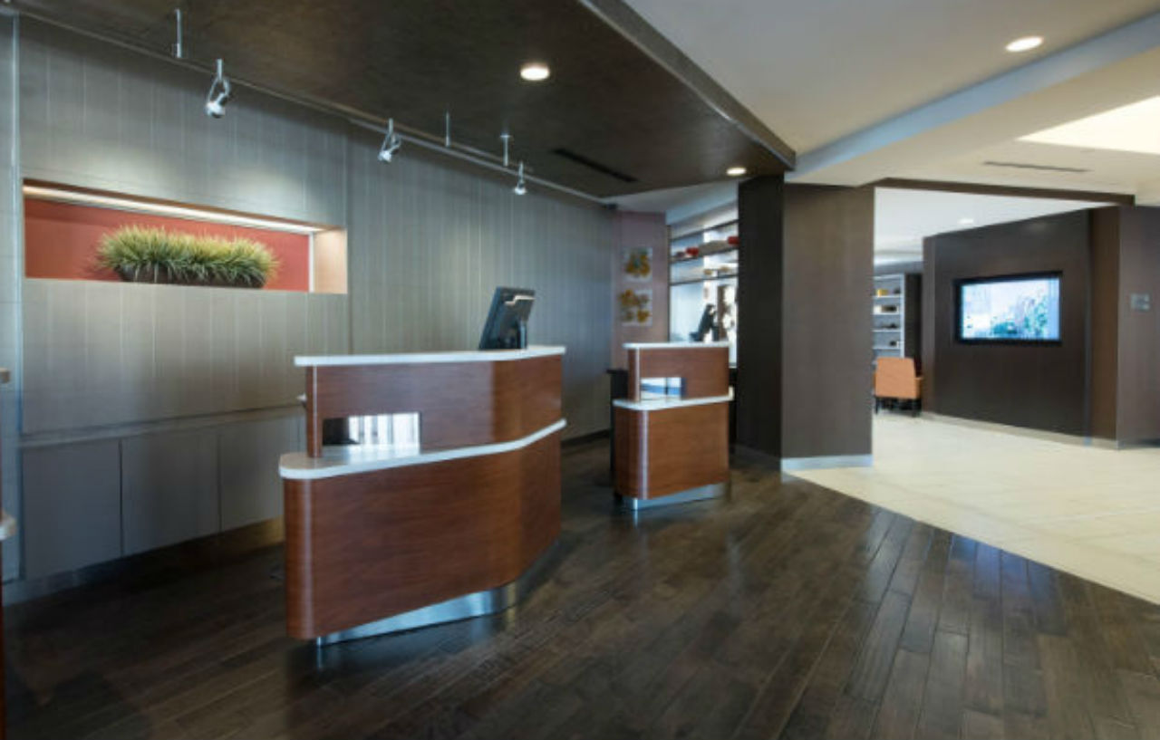 Hotel Courtyard By Marriott Charleston Historic District Esterno foto